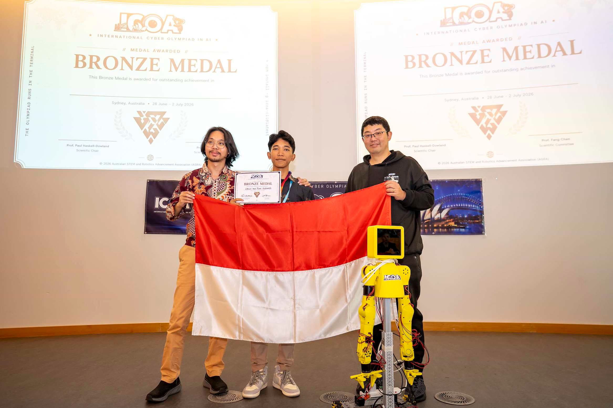 Kenzie meraih medali perunggu ICOA 2026 bersama pelatih Nuturi