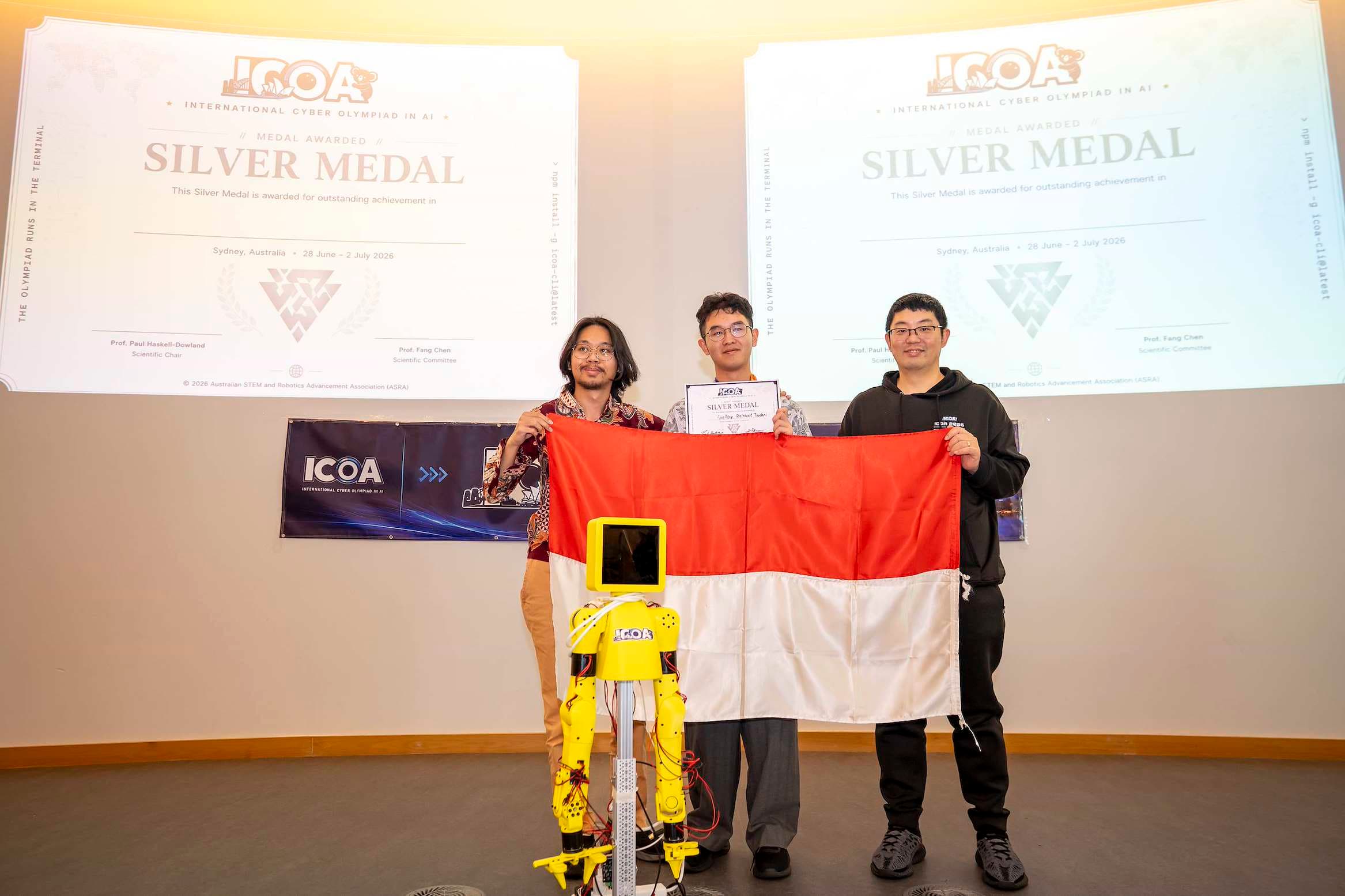 Axelleon meraih medali perak ICOA 2026 bersama pelatih Nuturi